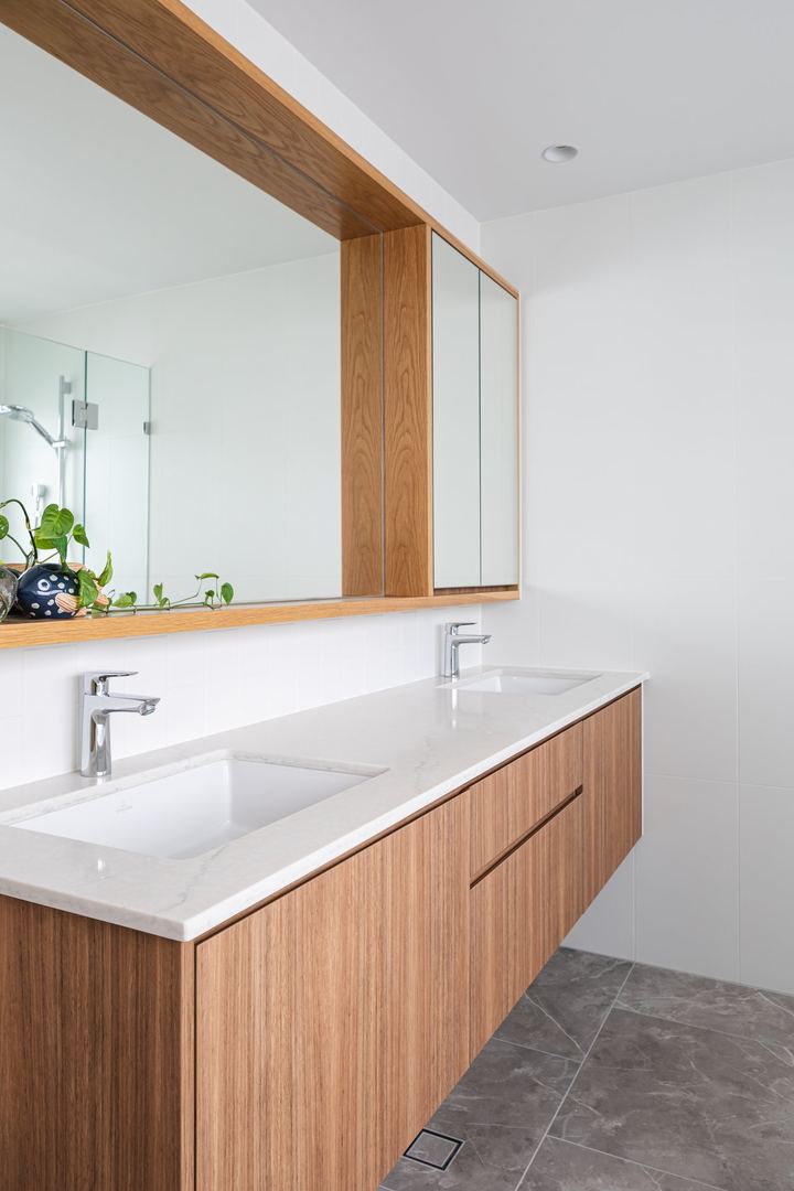 Flinders Parade, Brighton, photo 25 of 39
