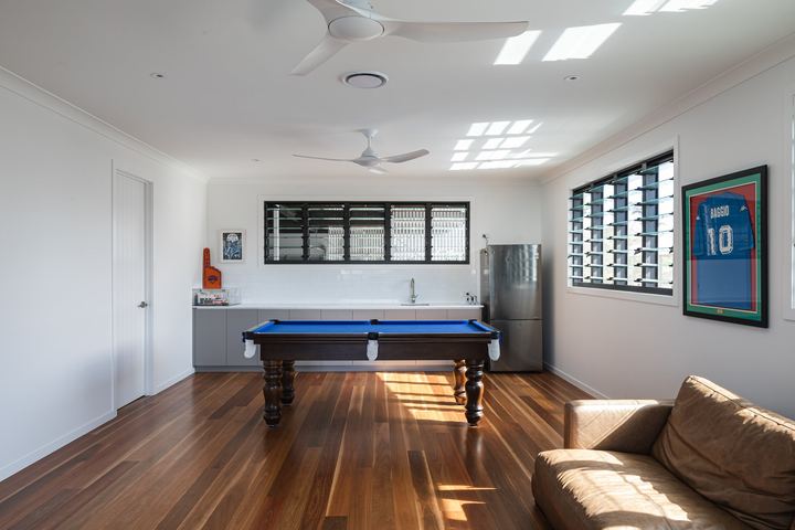 Sandgate, photo 3 of 34